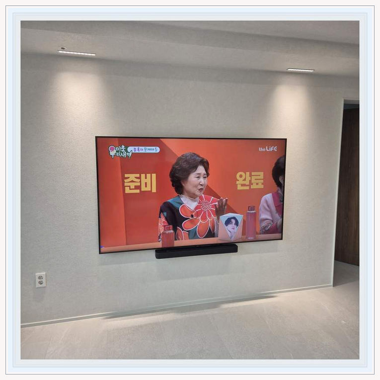 영종구 운남 을왕 꼼꼼한 거치대 재설치 관련 설치 참고 사진 2 · 장치 통풍 공간과 콘센트 점검 편의성을 함께 확보하는 배치
